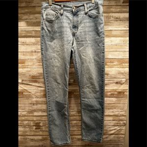 Light Wash Mens Jeans